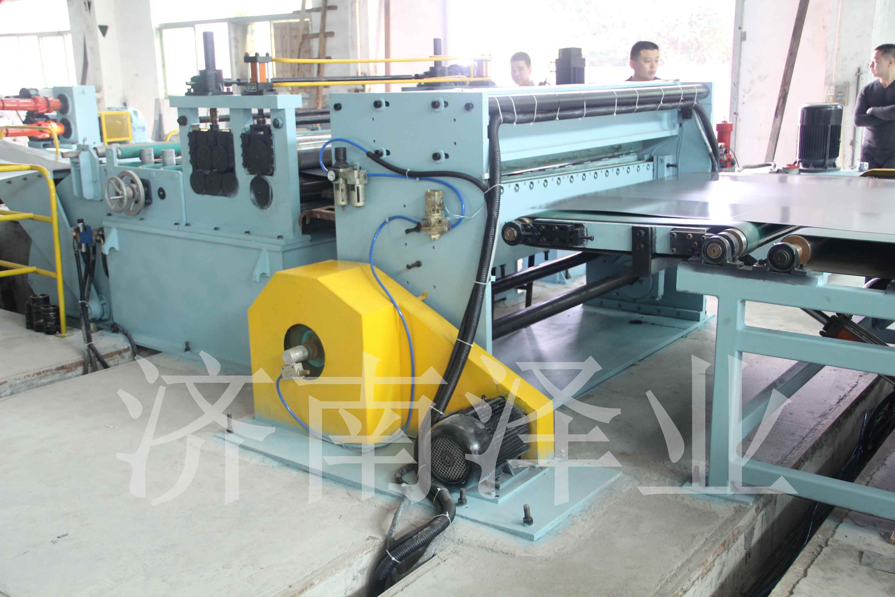 冷軋薄板開平切邊線