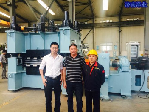 輥式板材校平機